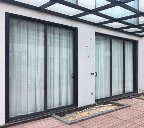 Các sản phẩm được làm từ nhôm Tungkuang và Xingfa có mẫu mã và chất lượng tương đồng nhau
