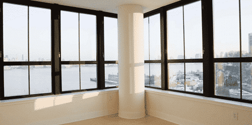 Ô cửa sổ giúp mở rộng tầm nhìn từ ngôi nhà