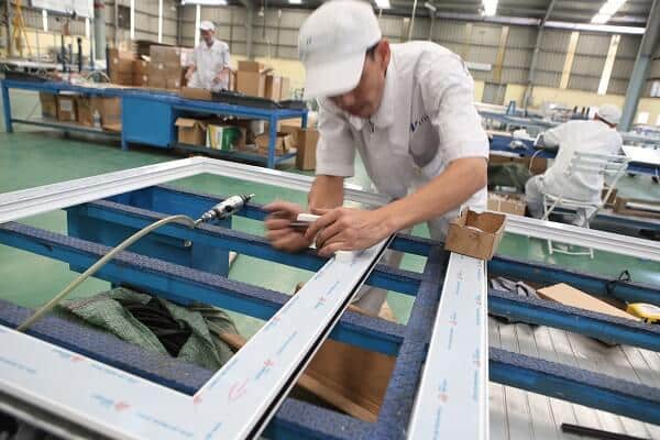Gia công cửa nhôm
